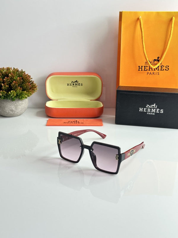 Herme_s Maroon_Black