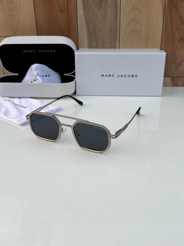 Mar  518 silver black A
